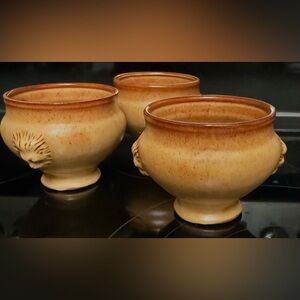 3 stoneware Lionhead soup bowls.